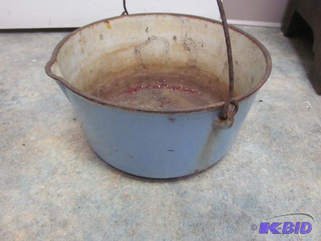 lot 66 image: Antique metal and enamel cooking pot....