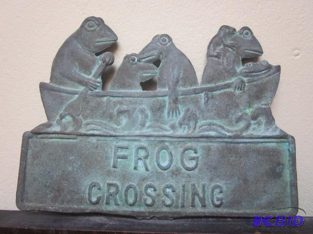 lot 70 image: Vintage 9 inch cast iron Frog Crossing, (2) s...