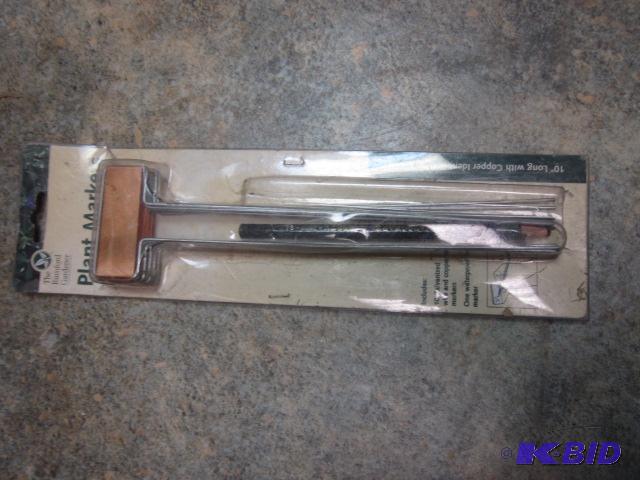 lot 90 image: New in Package