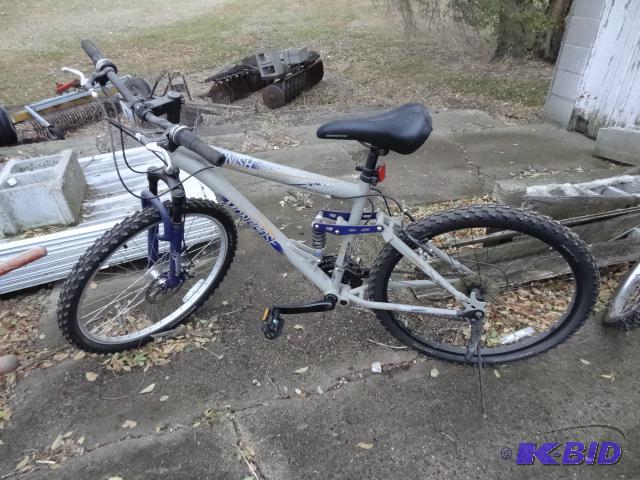mongoose vanish bike