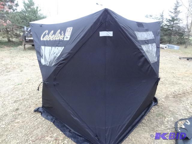 lot 22 image: Cabellas 6 x 6 4 person enclosed tent. 3 year...