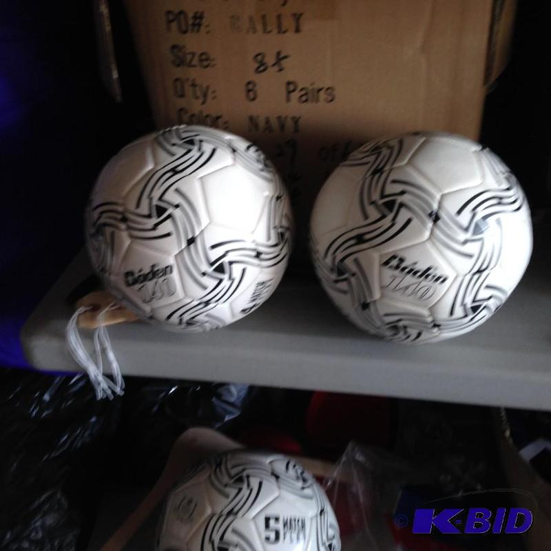 2 Baden 140 Soccer Balls