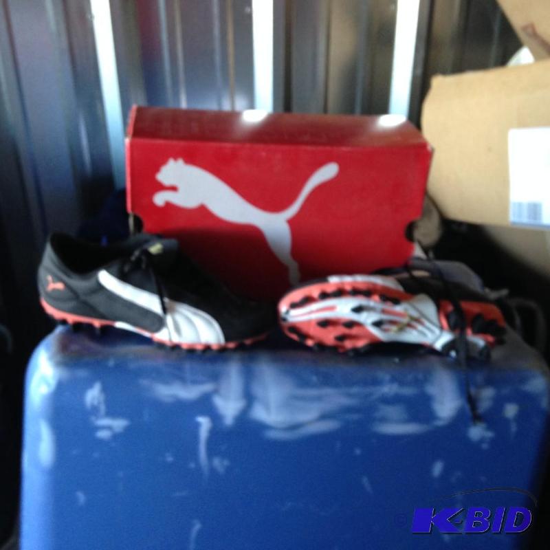 Puma US Womens 5 12  Soccer Cleats