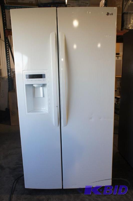 New LG Refrigerator Model # (LSC27925SW) 26.5...