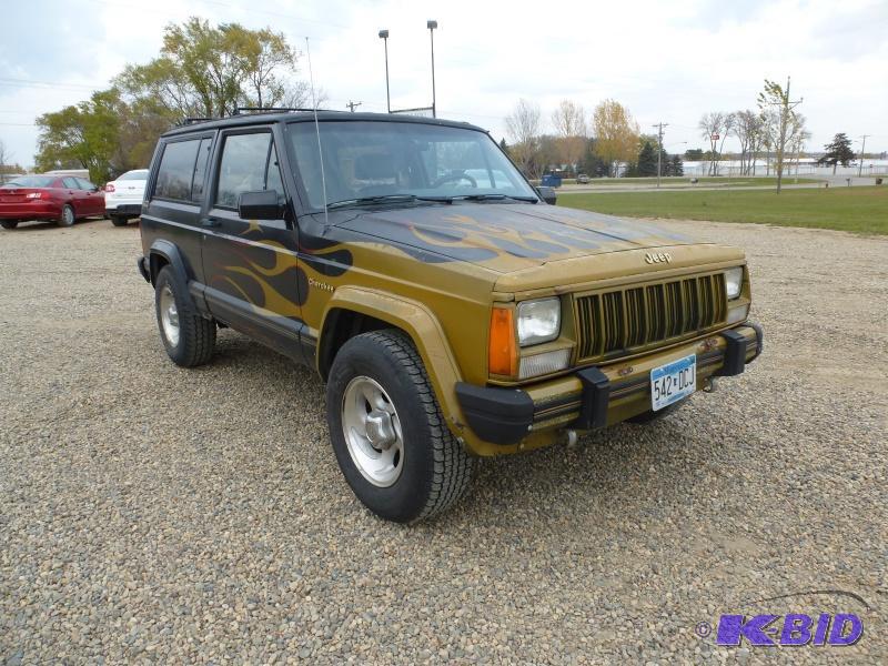 1988 Jeep Cherokee 4WD Has 4.0 liter 6 cylin...