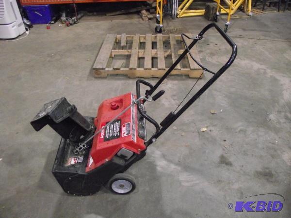 lot 107 image: Snow Blower   Owner states runs but we did no...