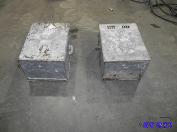 lot 130 image: (2) Metal Mouse Traps...