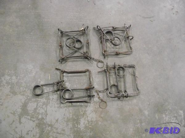 lot 15 image: (4) Animal Traps...