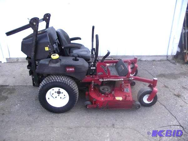 lot 3 image: Toro Commercial Zero Turn Diesel Lawn Mower  ...