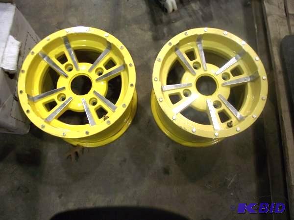 lot 44 image: (2) John Deere XUV 550 Rims...