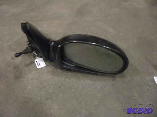 lot 48 image: Passenger Side Mirror From Kia Sephia...