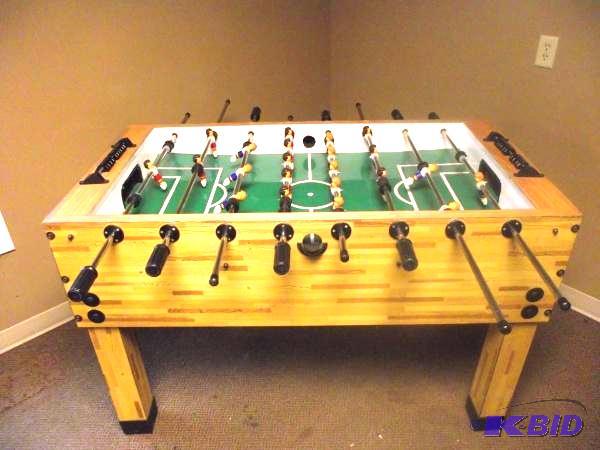 lot 84 image: Foosball Table   Owner replace all bearings  ...