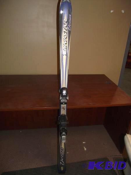lot 86 image: Dynastar Venus Skis  ...