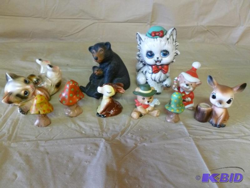 lot 55 image: Large lot of nice ceramic figurines....