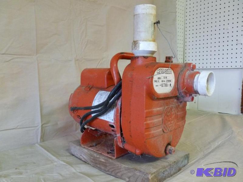 lot 6 image: Red Lion heavy duty jet pump model RL-50, com...