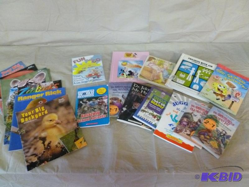 lot 72 image: Large lot of good kids books....