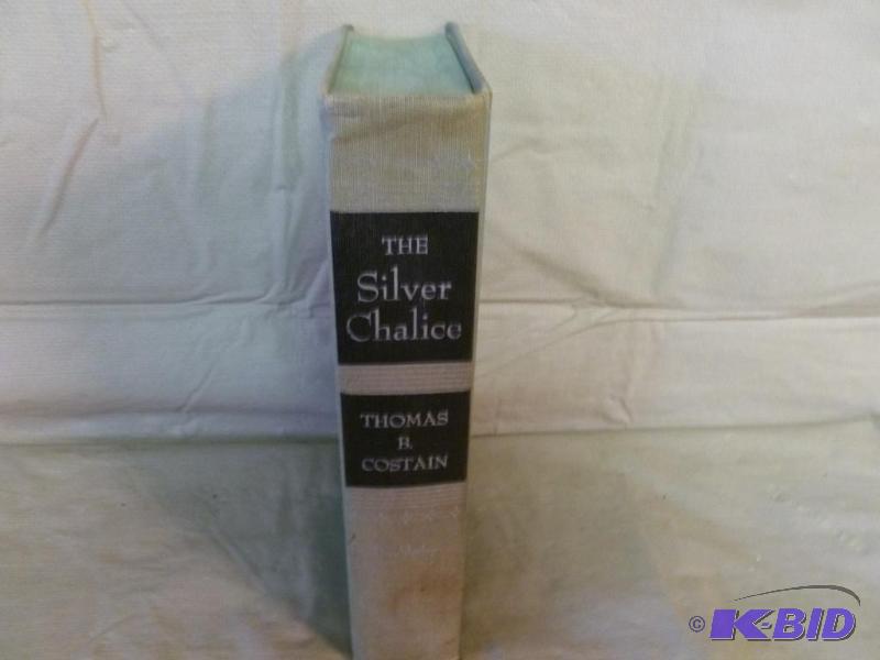 lot 84 image: Vintage Book - The Silver Chalice - 1952....