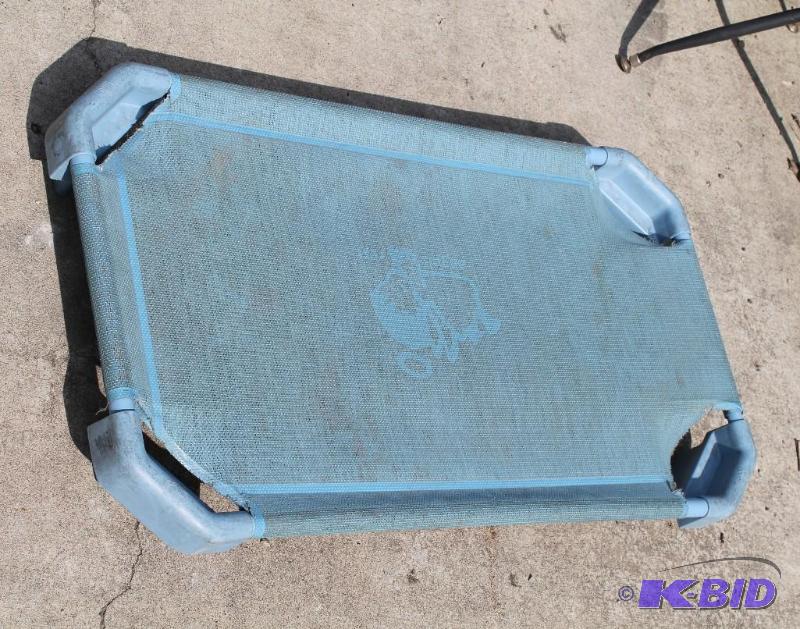 Kindergarten Hideaway Portable Bed Great Cond...