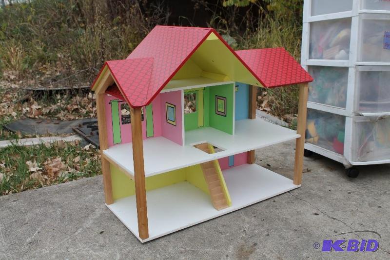 Wood Doll House&nbsp &nbsp...