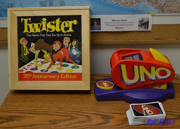 lot 100 image: Wooden case Twister Uno VCR cabinet 24x15x44&...