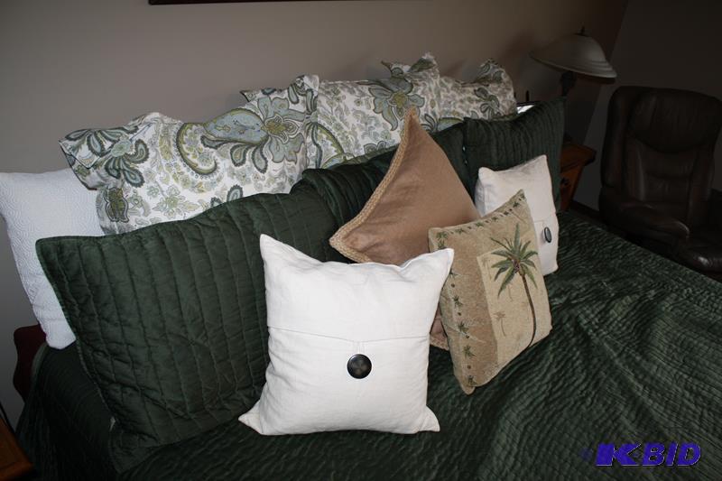 lot 111 image: White flowered pillows and two white and two ...