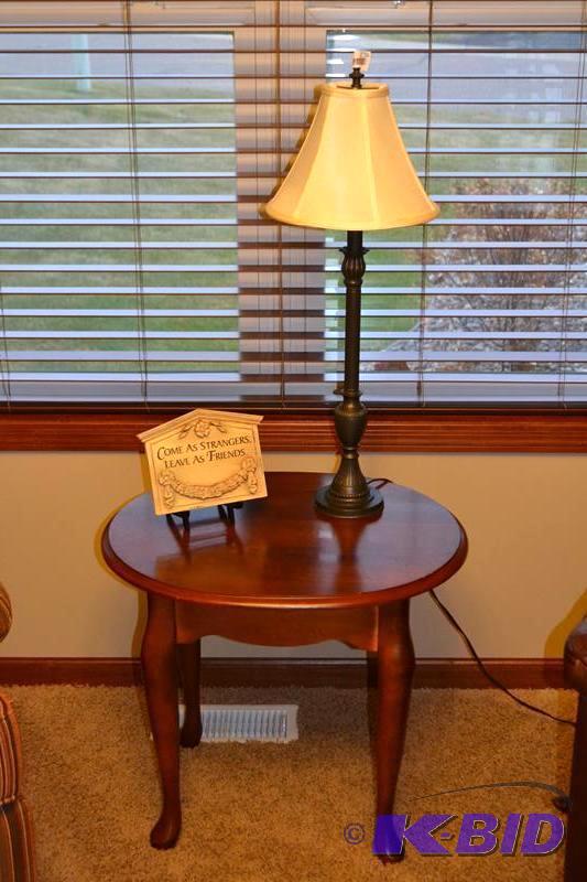 lot 15 image: Wood table 25x21x22&quot, lamp 30x12&quot...