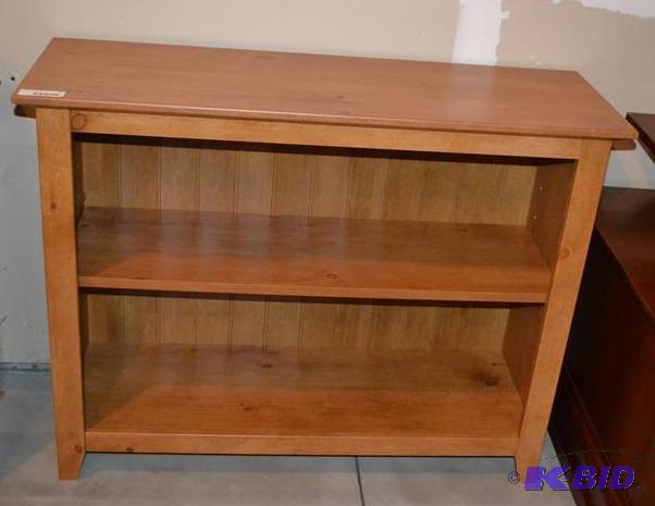 lot 51 image: Wooden book shelf with adjustable shelves 14x...