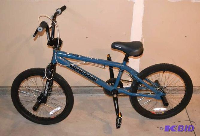 lot 78 image: Mongoose bike BMX style...