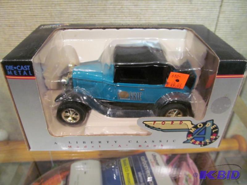 Lorrie Morgan 1927 Ford Model A 125 Scale Die Cast Bank by Ertl