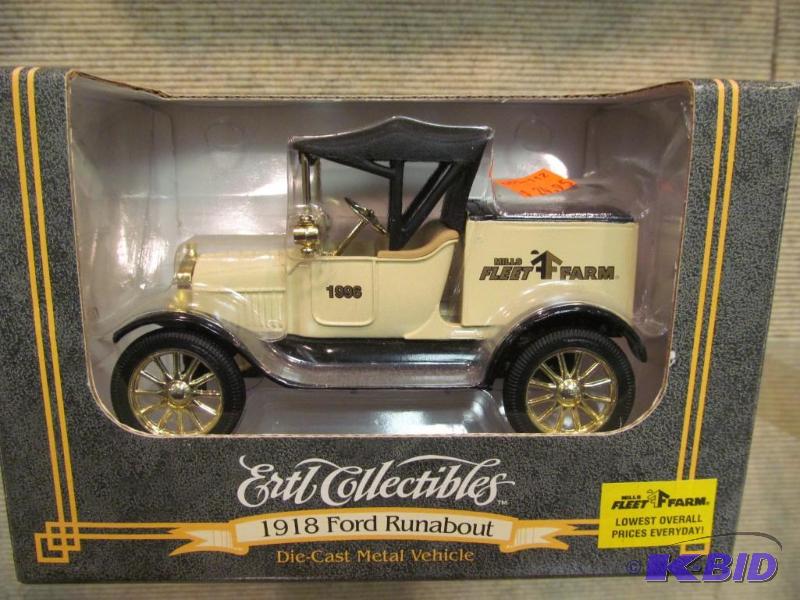 1996 1918 Ford Runabout Fleet Farm Delivery Truck 125 Scale Die Cast Bank by Ertl