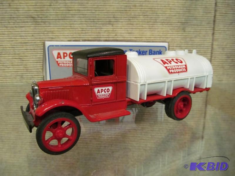 1992 1931 Hawkeye APCO Petroleum Tanker Truck 125 Scale Die Cast Bank by Ertl
