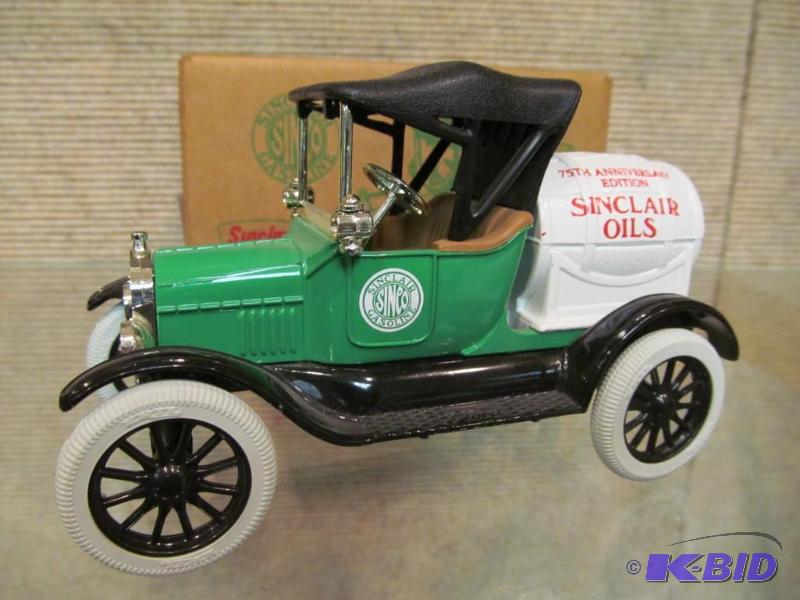 1991 1918 Ford Sinclair Barrel Tanker Truck 125 Scale Die Cast Bank by Ertl