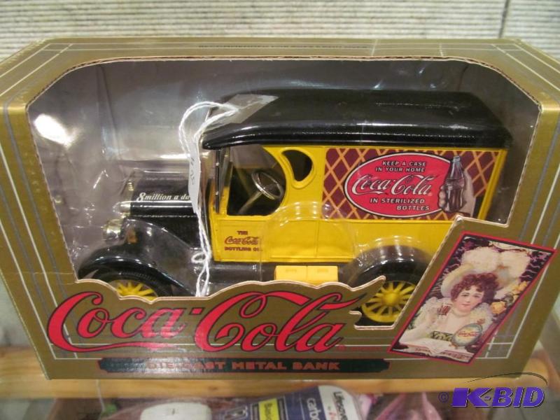 1993 Coca-Cola Chevy Delivery Truck 125 Scale Die Cast Bank by Ertl