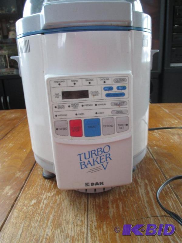 lot 38 image: DAK Turbo Baker V complete with manual and re...