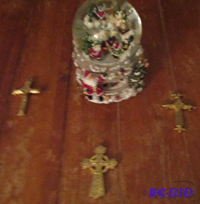 lot 62 image: large winter themed snowglobe, three gold cro...