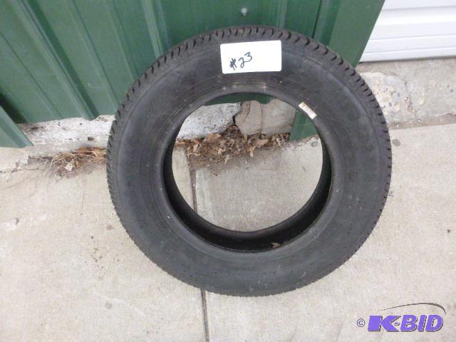 lot 23 image: Douglas Extra-Trac AW Tires P18565 R14, loo...