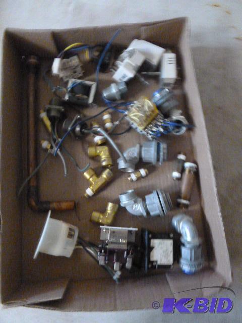lot 67 image: Miscellaneous Electrical Items...