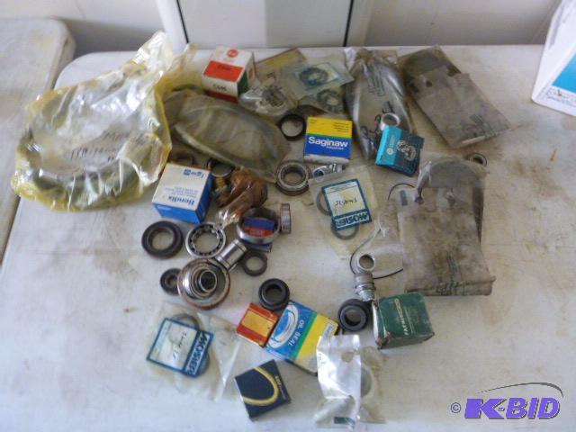 lot 74 image: Box of Miscellaneous Bearings...