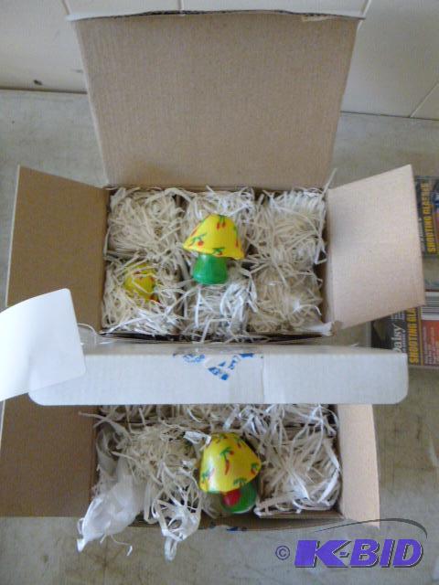 lot 98 image: 12 Mushroom Candles...