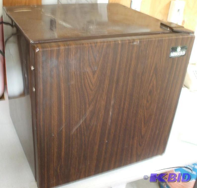 Mini-refrigerator