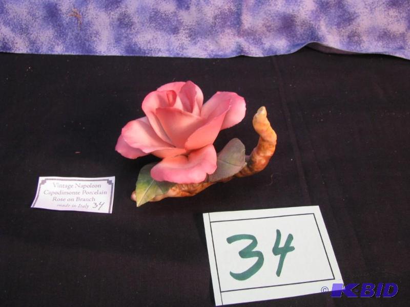lot 34 image: Vintage Napoleon Capodimonte Porcelain piece,...