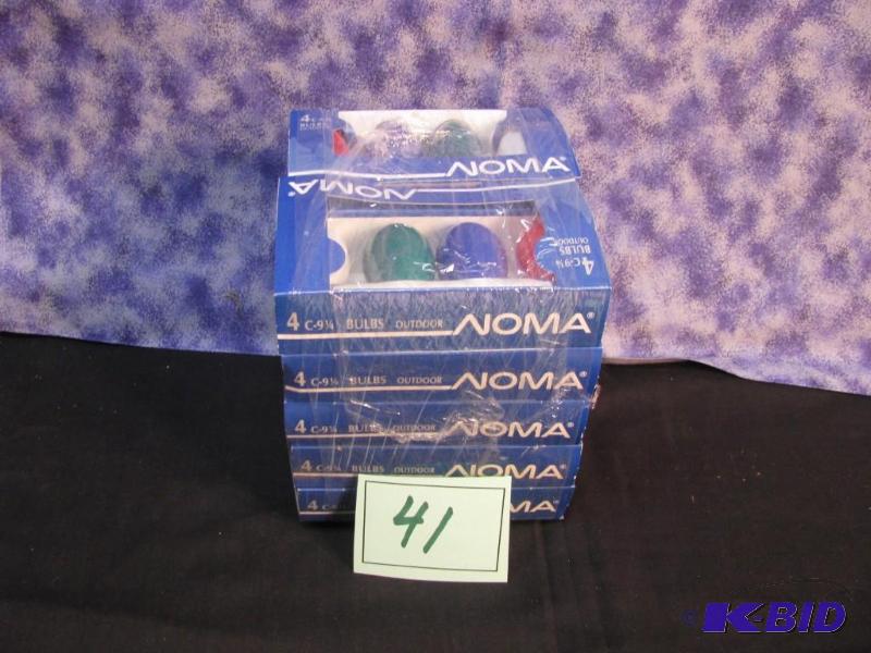 lot 41 image: 10 packages of four Christmas light bulbs, re...