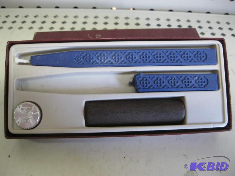 Hallmark Sealing Wax Kit...