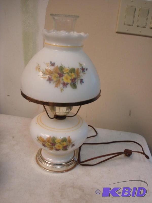 Electric old Style Lamp Made of Milk Glass...