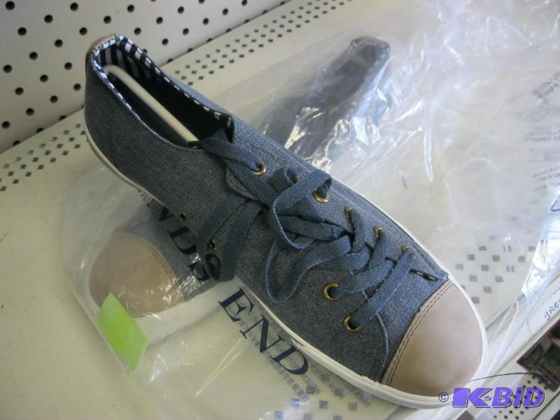 Pair Of New Lands Ends Canvas Tennis Shoes Si...