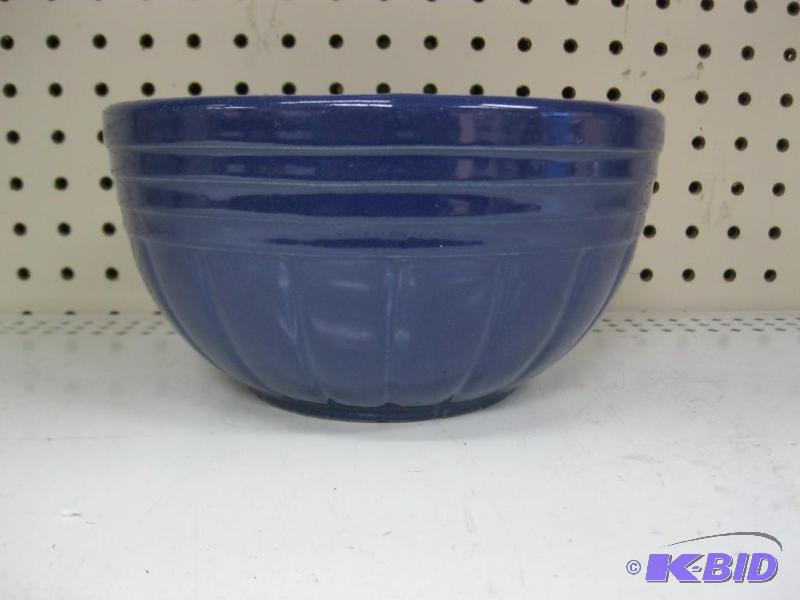 Vintage Roseville Pottery Bowl Planter...
