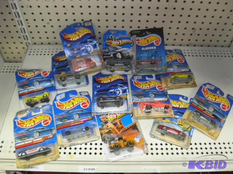 Lot Of Hot Wheel Cars, Packaging Shows Wear...