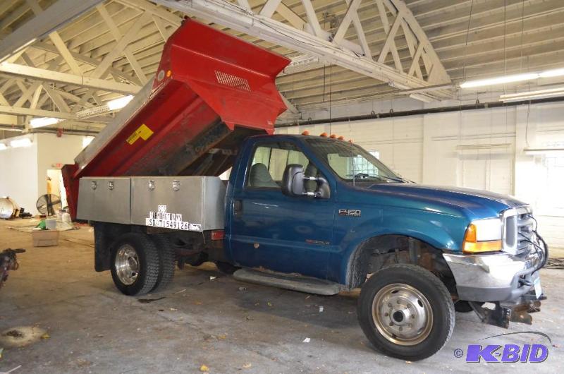 lot 1 image: 2000 Ford F450 7.3 POWERSTROKE TURBO Diesel ...