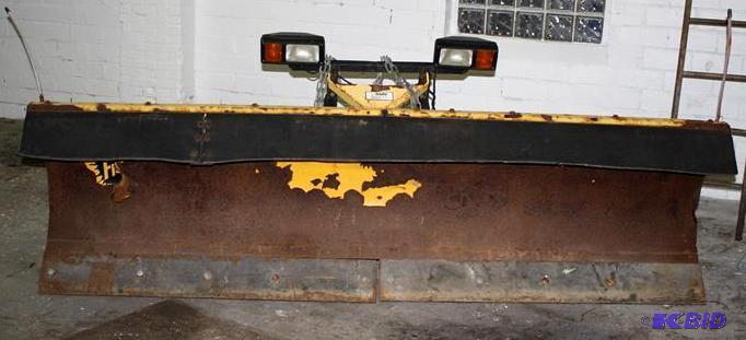 lot 7 image: 10 foot Fischer Engineering Minute Mount Snow...