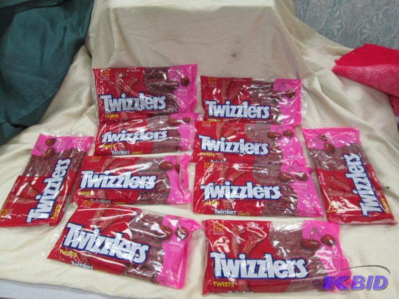 Qty 10 pkg of Twizzlers Cherry 16 oz Exp 102...
